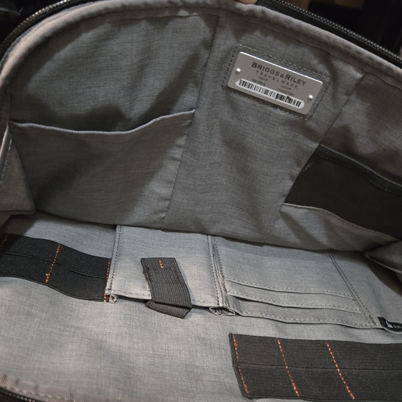 Briggs And Riley Laptop Bag - Picture 3 of 5